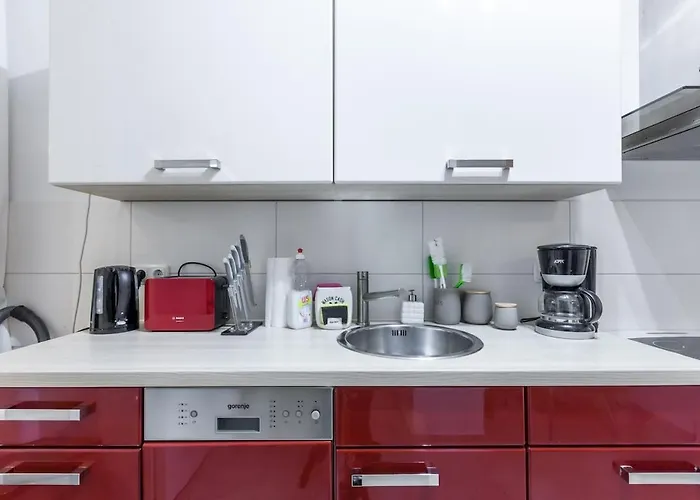 S31 - 22 Bergmannstrasse Back *